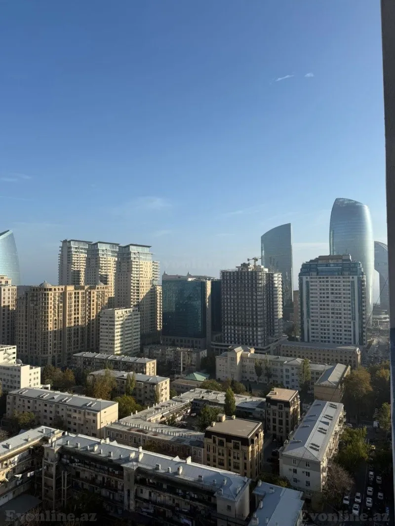 Satılır 3 otaqlı Mənzil Yeni tikili 200 m² 28 May m. - şəkil 4