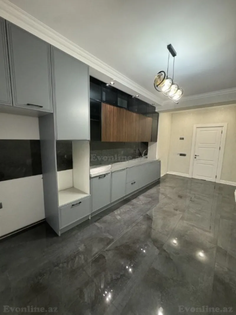 Satılır 3 otaqlı Mənzil Köhnə tikili 140 m² Nərimanov r. - şəkil 4