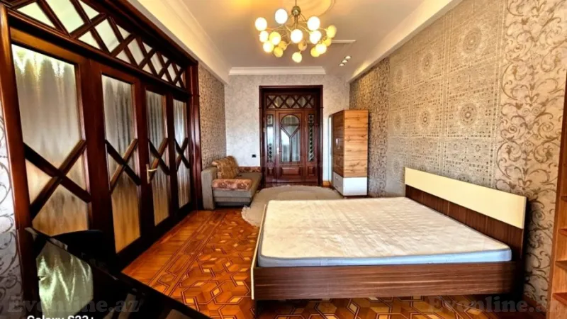 Satılır 4 otaqlı Mənzil Köhnə tikili 175 m² Sahil m. - şəkil 14