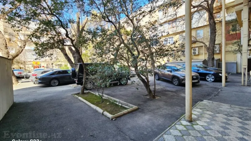 Satılır 4 otaqlı Mənzil Köhnə tikili 175 m² Sahil m. - şəkil 25