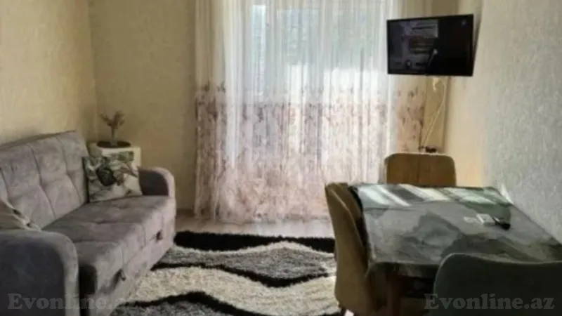 Kirayə verilir 1 otaqlı Mənzil Köhnə tikili 30 m² Yasamal r.