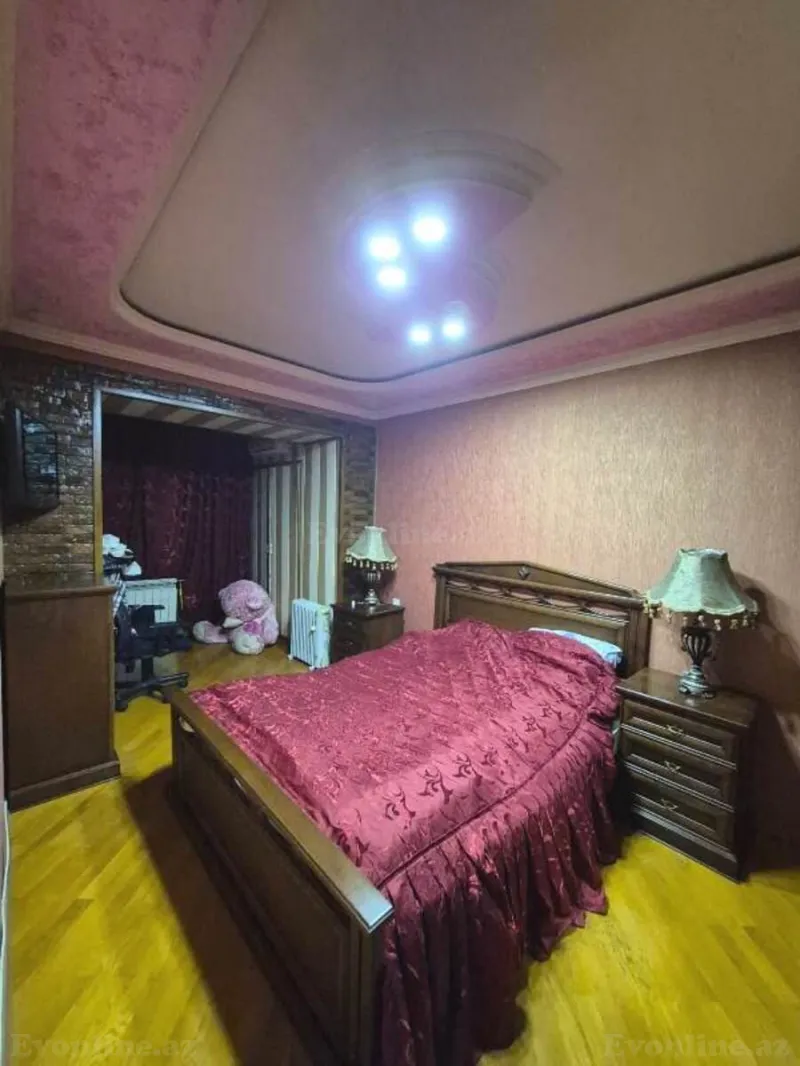 Satılır 3 otaqlı Mənzil Köhnə tikili 80 m² Nərimanov r. - şəkil 4