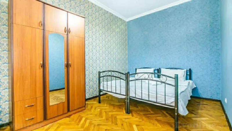 Kirayə verilir 3 otaqlı Mənzil Köhnə tikili 105 m² Sahil m. - şəkil 9