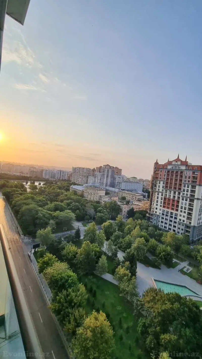 Kirayə verilir 4 otaqlı Mənzil Yeni tikili 130 m² Nərimanov r. - şəkil 3