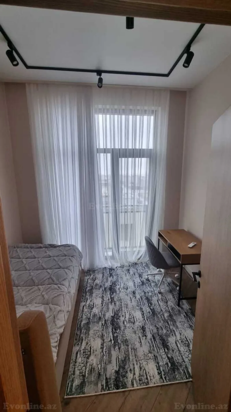 Kirayə verilir 4 otaqlı Mənzil Yeni tikili 130 m² Nərimanov r. - şəkil 9