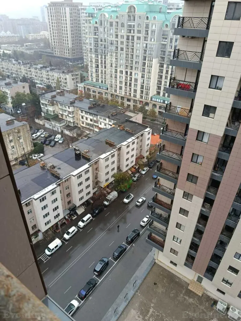 Satılır 4 otaqlı Mənzil Yeni tikili 193 m² 28 May m. - şəkil 4
