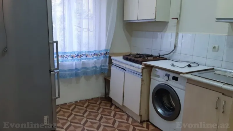 Satılır 2 otaqlı Mənzil Köhnə tikili 45 m² Ulduz m. - şəkil 3