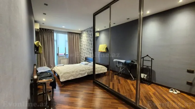 Satılır 4 otaqlı Mənzil Yeni tikili 190 m² Nəsimi r. - şəkil 10