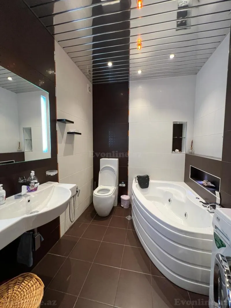 Satılır 3 otaqlı Mənzil Yeni tikili 98 m² 8 Noyabr m. - şəkil 14