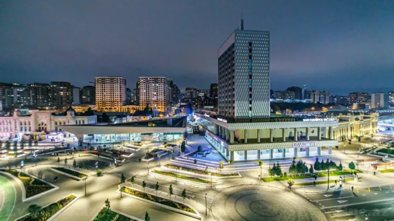 Kirayə verilir 4 otaqlı Mənzil Yeni tikili 144 m² 28 May m. - şəkil 27