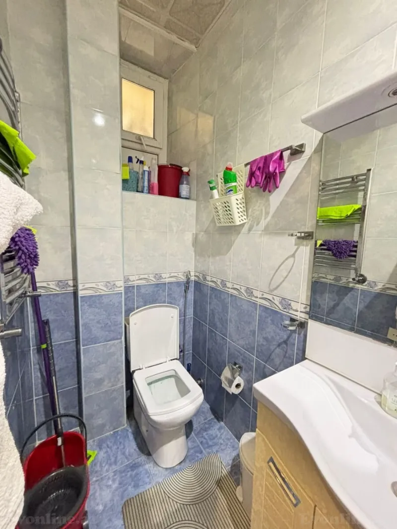 Kirayə verilir 2 otaqlı Mənzil Köhnə tikili 75 m² Sahil m. - şəkil 9