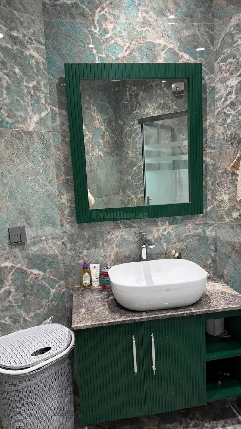 Satılır 4 otaqlı Mənzil Yeni tikili 247 m² 28 May m. - şəkil 4