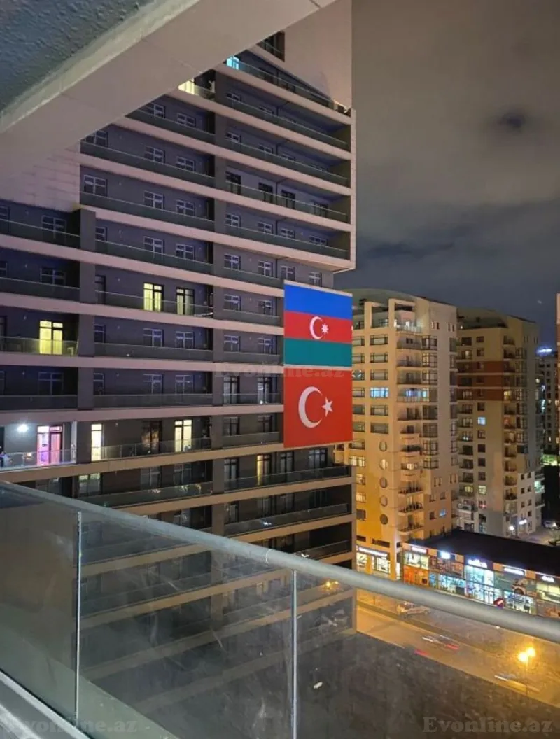 Satılır 2 otaqlı Mənzil Yeni tikili 100 m² 8 Noyabr m. - şəkil 4