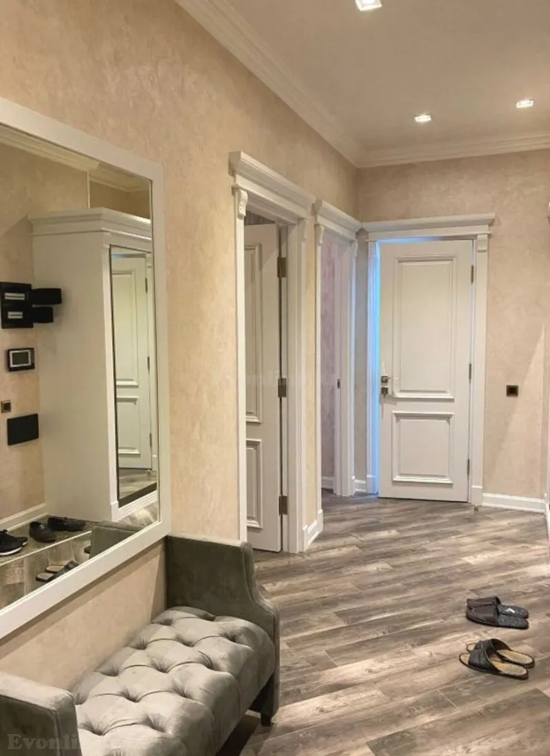 Satılır 2 otaqlı Mənzil Yeni tikili 100 m² 8 Noyabr m. - şəkil 17