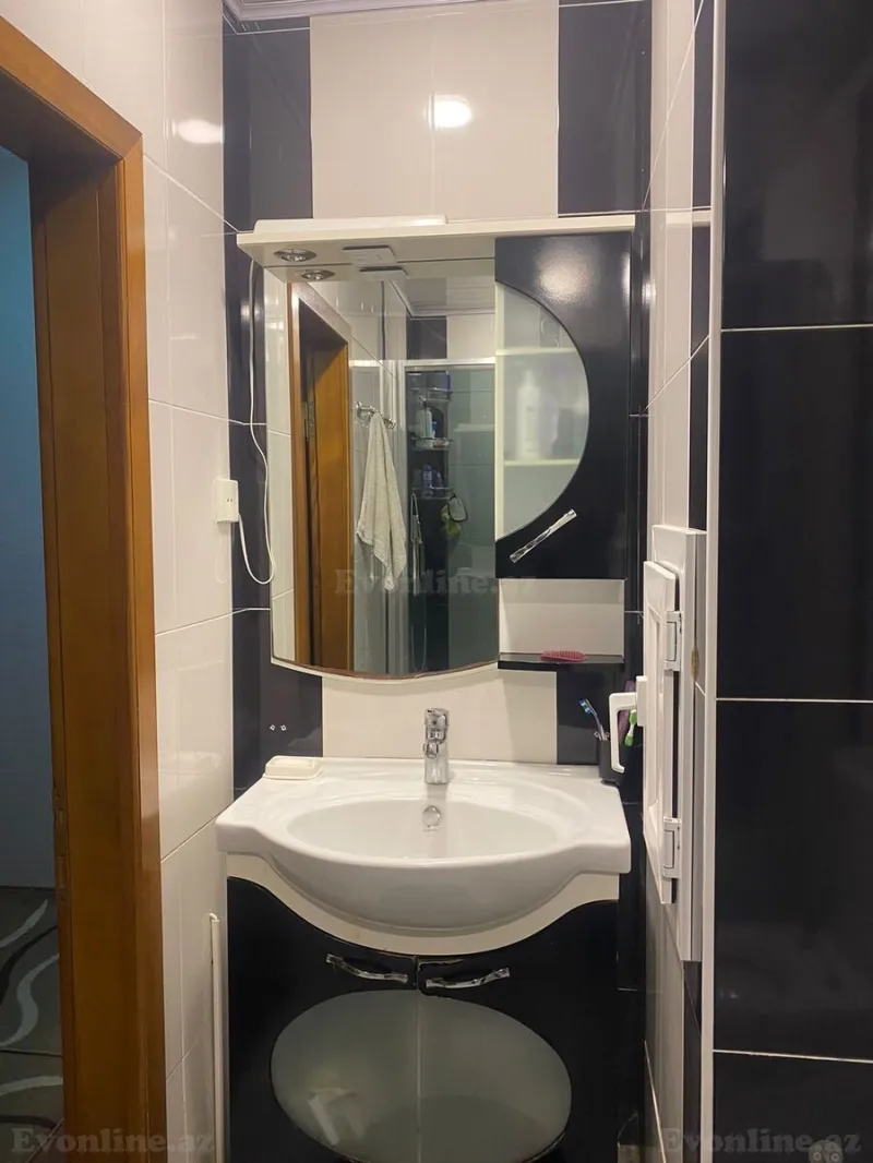 Satılır 3 otaqlı Mənzil Yeni tikili 115 m² Həzi Aslanov m. - şəkil 10