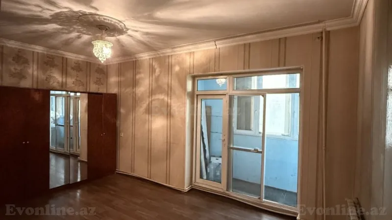 Kirayə verilir 3 otaqlı Mənzil Köhnə tikili 85 m² 8-ci mikrorayon - şəkil 2