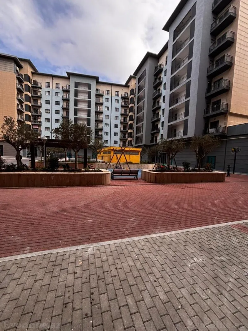 Kirayə verilir 2 otaqlı Mənzil Yeni tikili 85 m² Xətai r. - şəkil 2