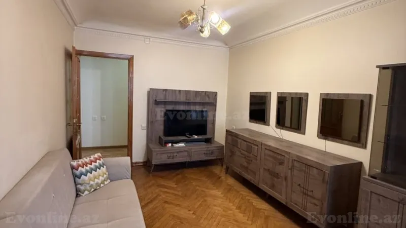 Satılır 3 otaqlı Mənzil Köhnə tikili 90 m² Nizami m. - şəkil 3