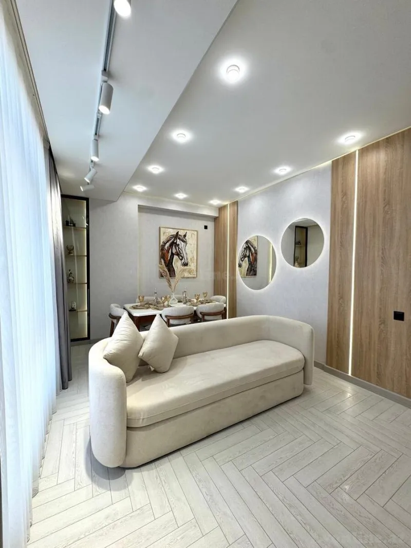 Satılır 2 otaqlı Mənzil Yeni tikili 76 m² Qara Qarayev m. - şəkil 3