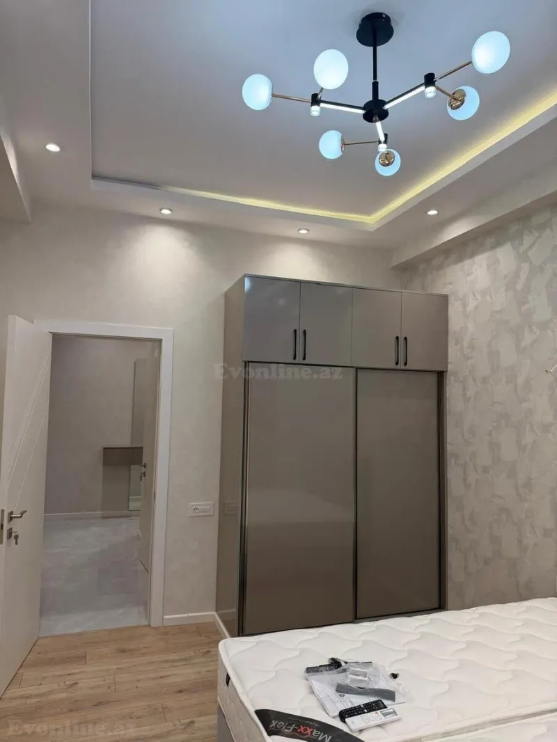 Satılır 2 otaqlı Mənzil Yeni tikili 85 m² 28 May m. - şəkil 5