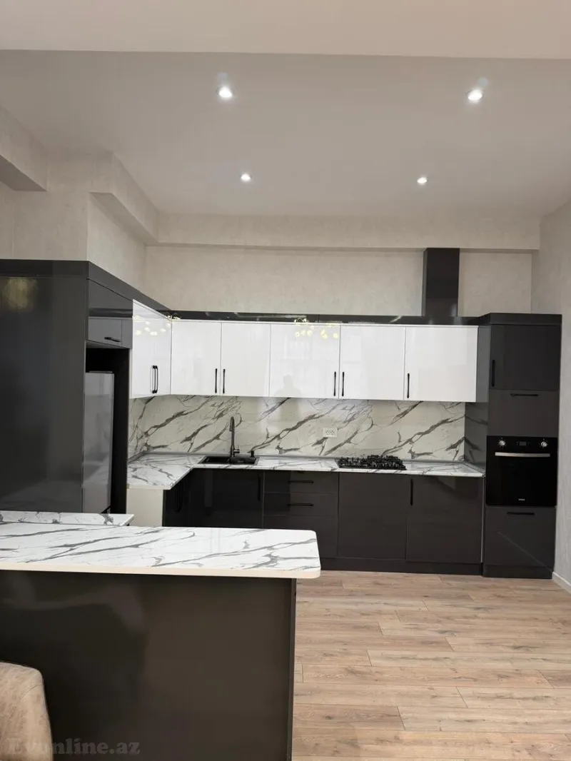 Satılır 2 otaqlı Mənzil Yeni tikili 85 m² 28 May m. - şəkil 6