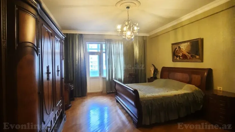 Kirayə verilir 3 otaqlı Mənzil Yeni tikili 160 m² Nərimanov r. - şəkil 7