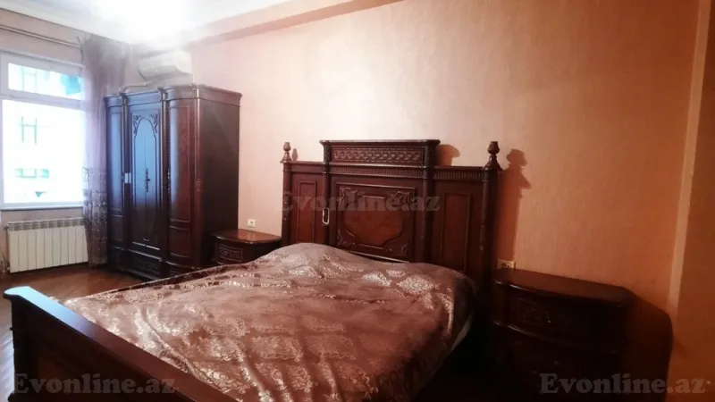 Kirayə verilir 3 otaqlı Mənzil Yeni tikili 160 m² Nərimanov r. - şəkil 12