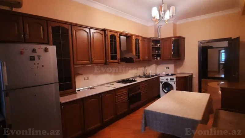 Kirayə verilir 3 otaqlı Mənzil Yeni tikili 160 m² Nərimanov r. - şəkil 15