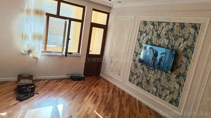 Kirayə verilir 3 otaqlı Mənzil Yeni tikili 80 m² Xırdalan