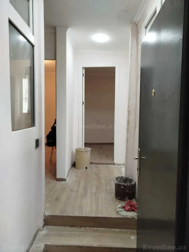 Satılır 2 otaqlı Mənzil Köhnə tikili 43 m² Nizami m. - şəkil 3