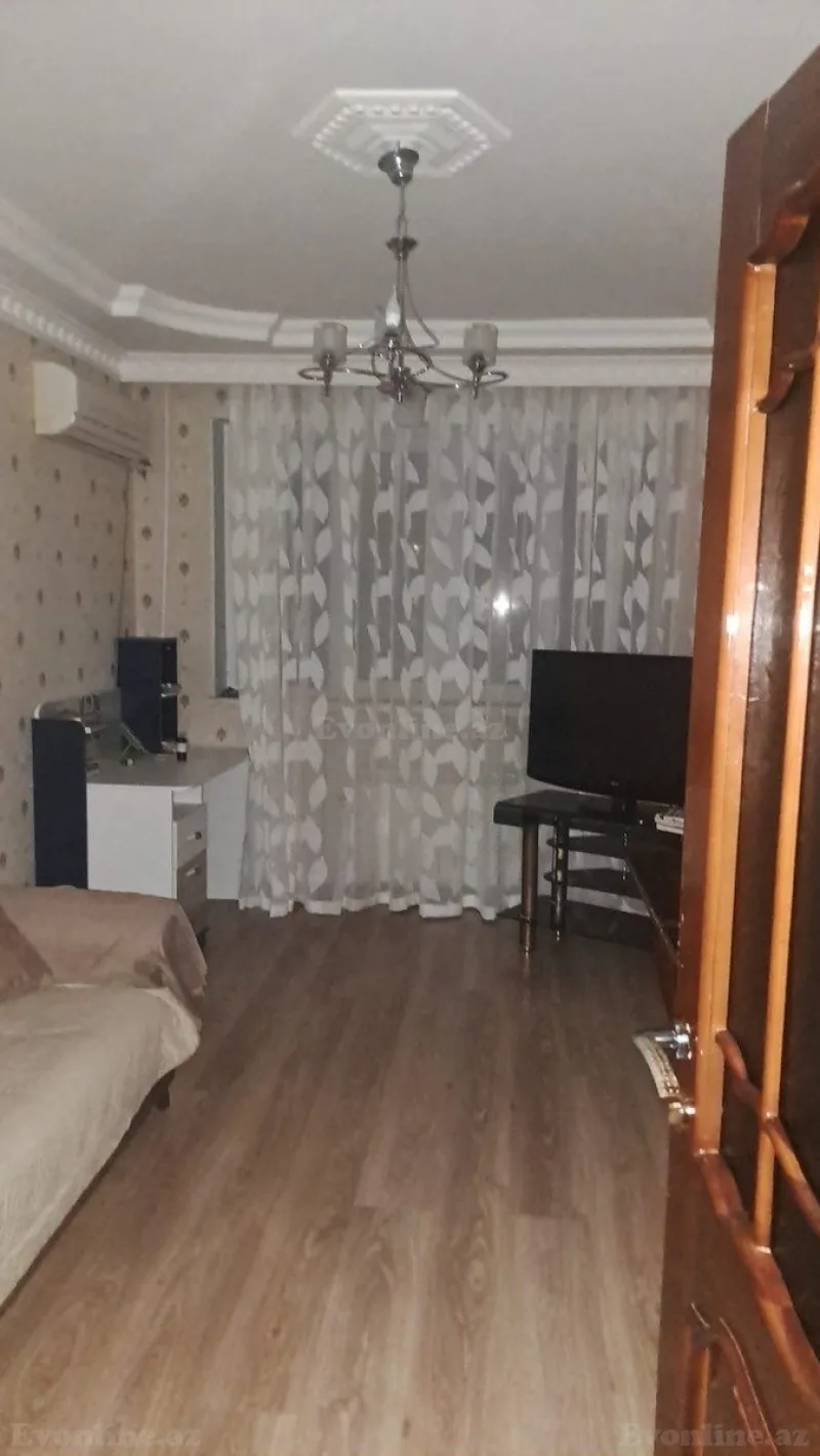 Satılır 4 otaqlı Mənzil Köhnə tikili 90 m² Əhmədli - şəkil 2