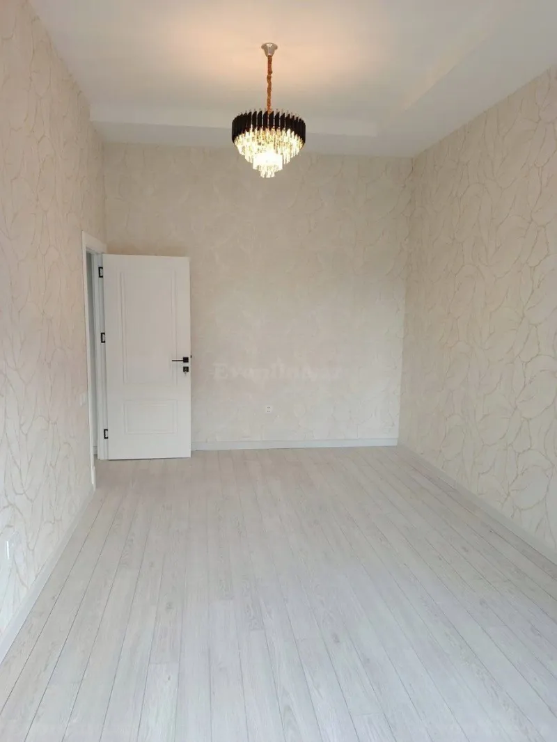 Satılır 2 otaqlı Mənzil Köhnə tikili 56 m² Yasamal - şəkil 2