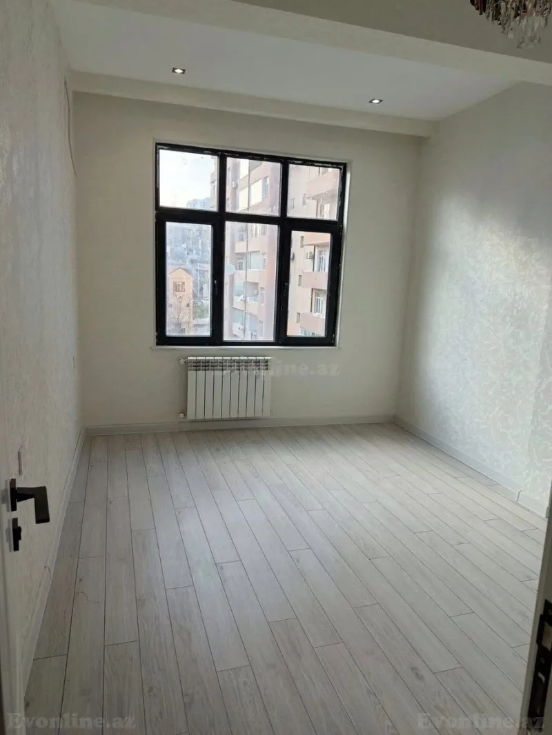 Satılır 2 otaqlı Mənzil Köhnə tikili 56 m² Yasamal - şəkil 3
