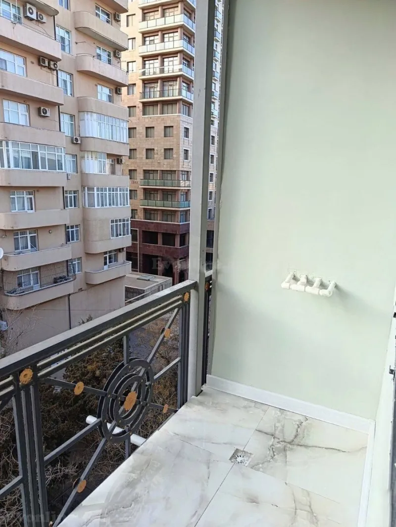 Satılır 2 otaqlı Mənzil Köhnə tikili 56 m² Yasamal - şəkil 6