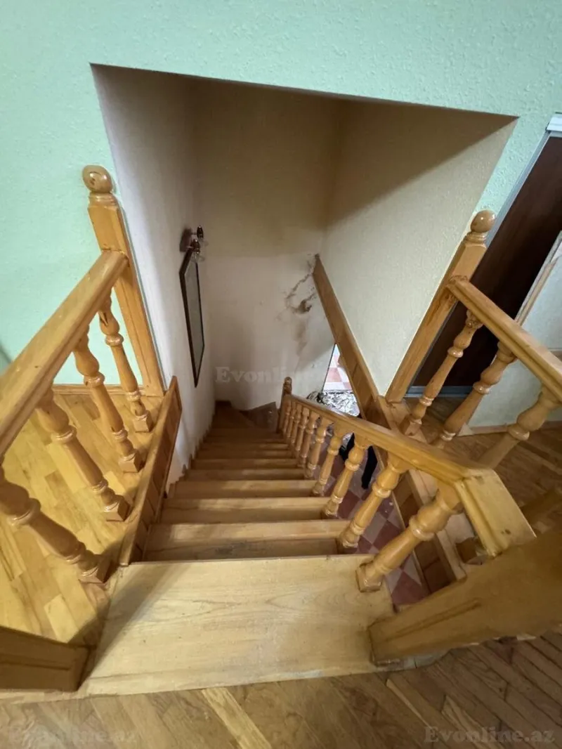 Satılır 2 otaqlı Mənzil Köhnə tikili 100 m² Sahil m. - şəkil 9