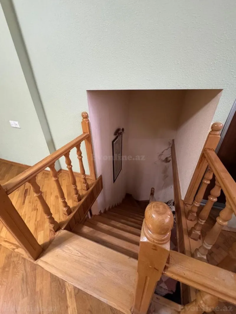 Satılır 2 otaqlı Mənzil Köhnə tikili 100 m² Sahil m. - şəkil 10