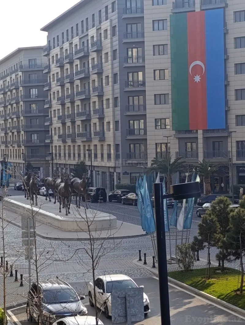 Satılır 4 otaqlı Mənzil Yeni tikili 163 m² Xətai r.