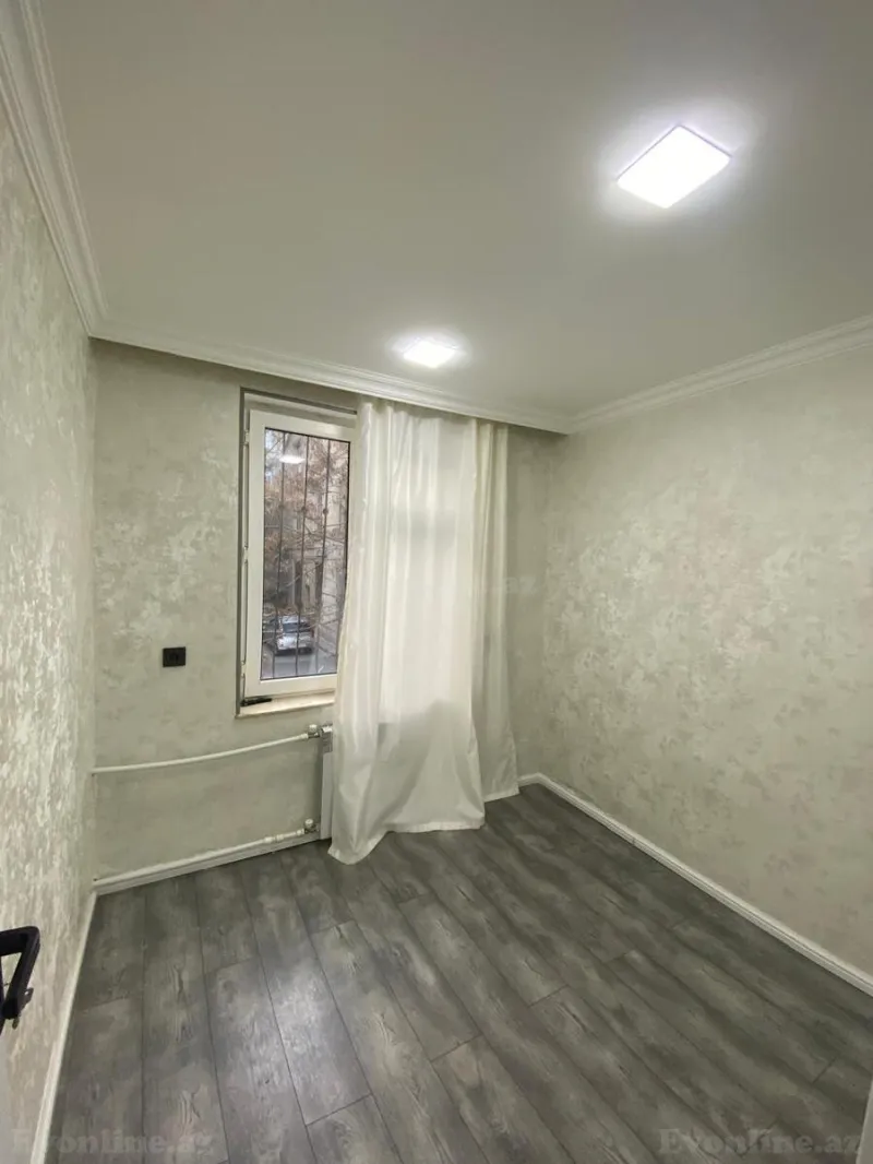 Satılır 2 otaqlı Mənzil Köhnə tikili 42 m² Yasamal - şəkil 4