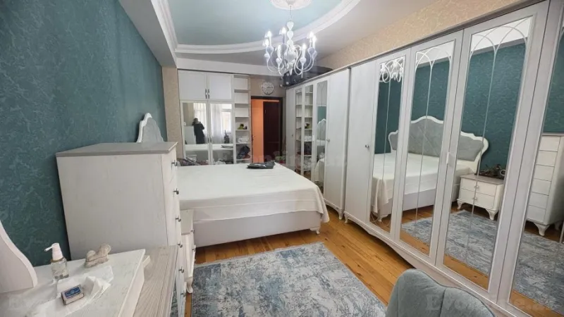 Satılır 3 otaqlı Mənzil Yeni tikili 90 m² Badamdar