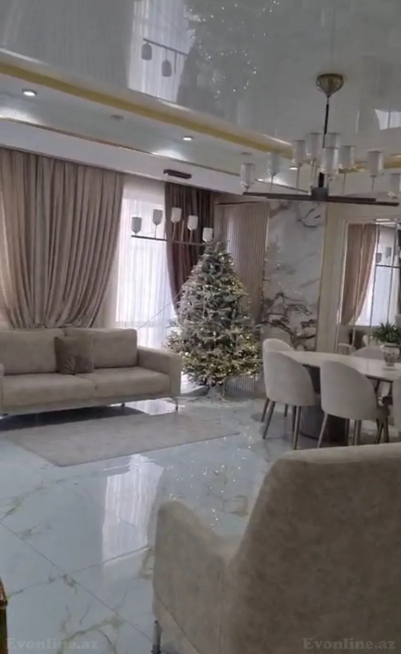 Bakı, Binəqədi r., 7-ci mikrorayonda 5 otaqlı mənzil satılır