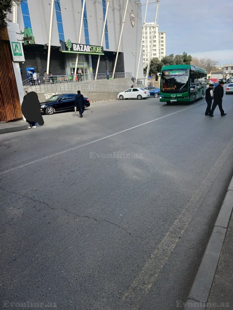 Satılır 2 otaqlı Mənzil Köhnə tikili 50 m² Əmircan