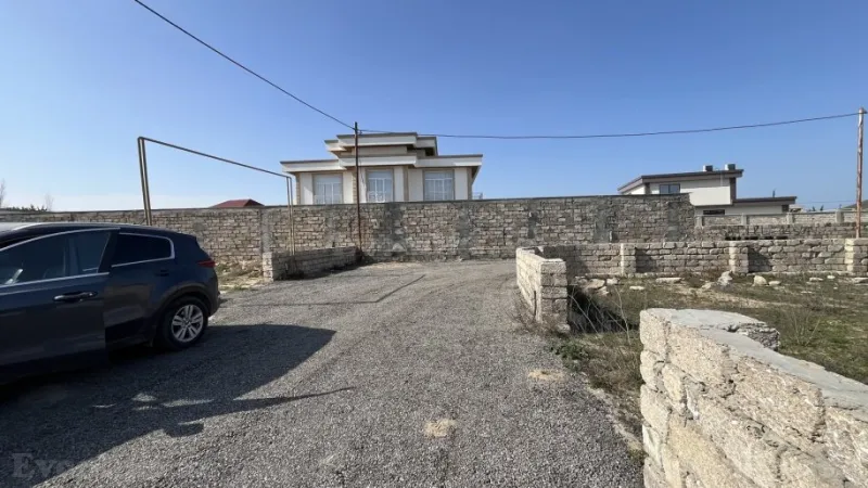 Satılır Torpaq 6 sot Şüvəlan