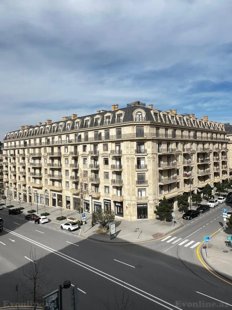 Satılır 3 otaqlı Mənzil Yeni tikili 123 m² Xətai r.