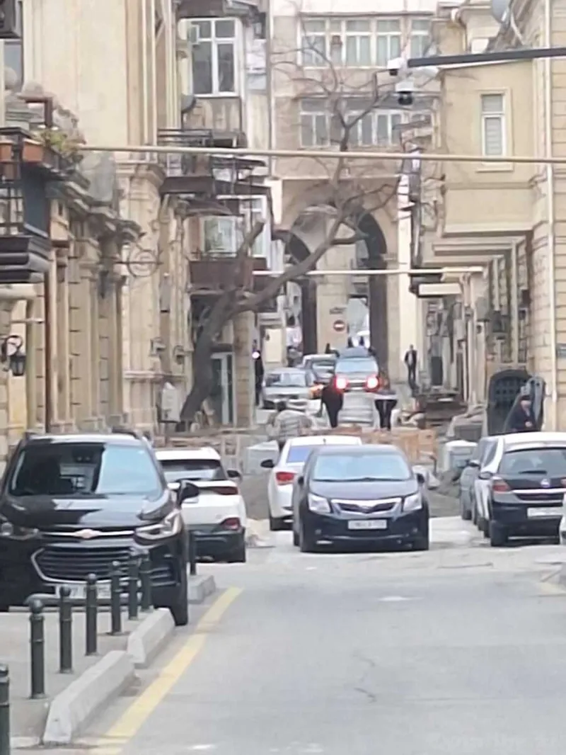 Kirayə verilir 2 otaqlı Mənzil Köhnə tikili 50 m² Nizami m. - şəkil 2