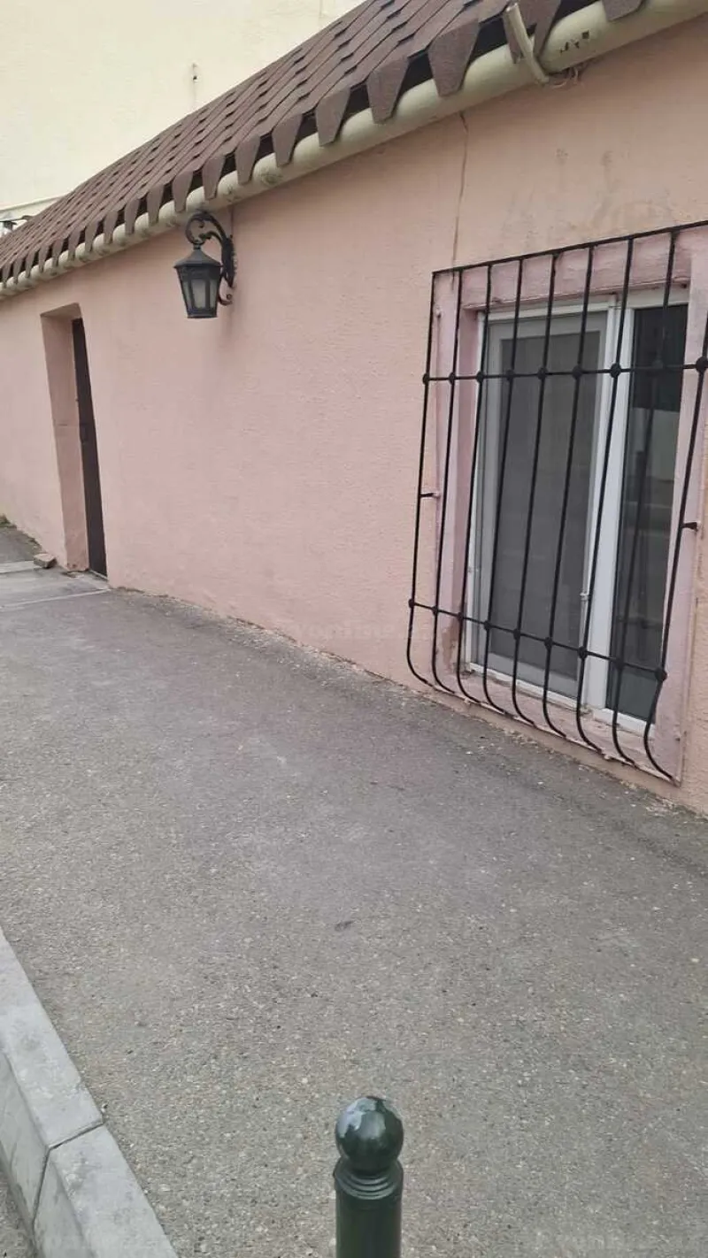 Kirayə verilir 2 otaqlı Mənzil Köhnə tikili 50 m² Nizami m. - şəkil 3