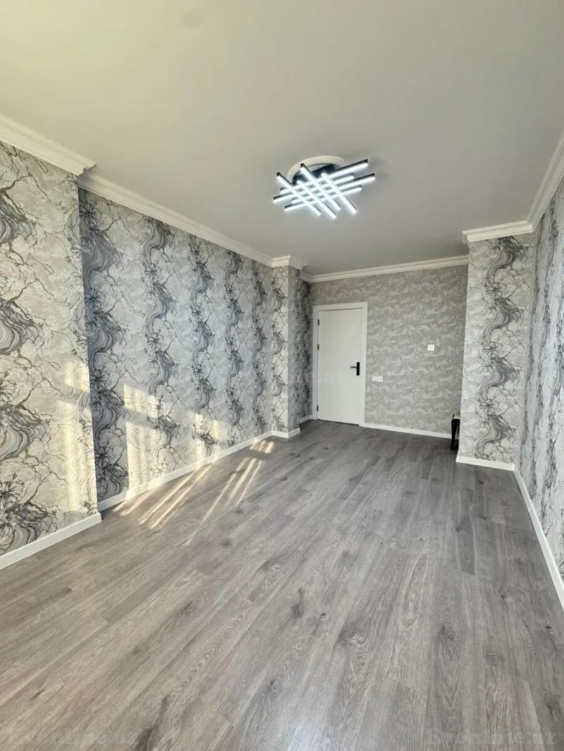 Satılır 3 otaqlı Mənzil Köhnə tikili 75 m² Əhmədli m. - şəkil 2