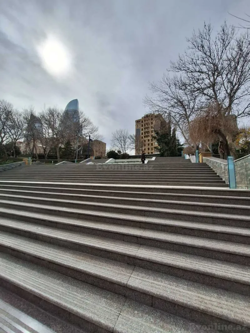 Kirayə verilir 1 otaqlı Mənzil Köhnə tikili 40 m² İçərişəhər m. - şəkil 11