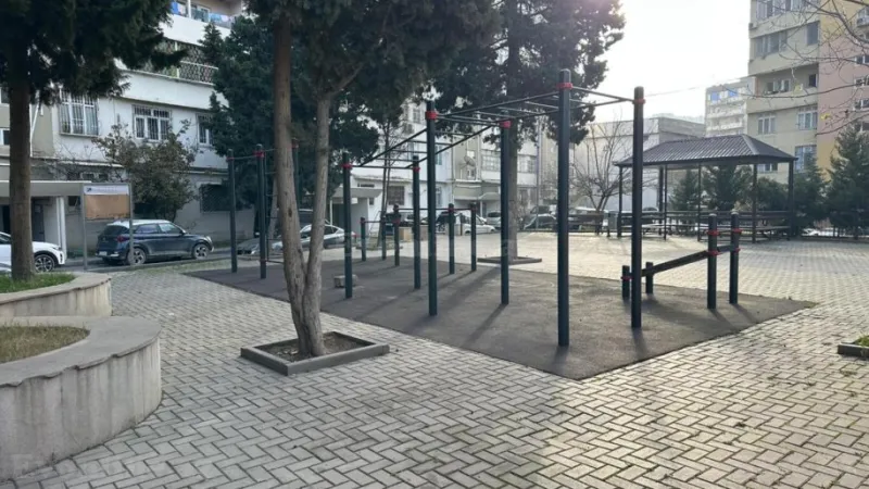 Satılır 2 otaqlı Mənzil Köhnə tikili 65 m² 8-ci kilometr