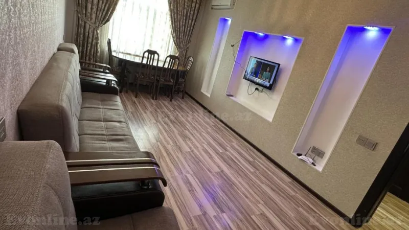 Kirayə verilir 2 otaqlı Mənzil Köhnə tikili 60 m² Xalqlar Dostluğu m.