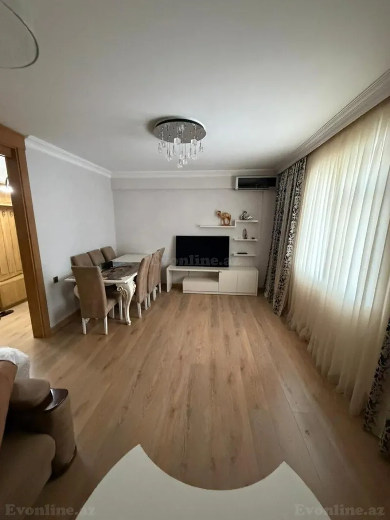 Kirayə verilir 3 otaqlı Mənzil Yeni tikili 130 m² Nəriman Nərimanov m.